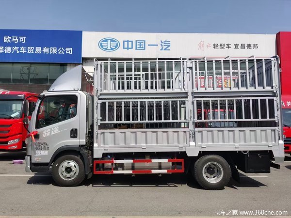 �¹����������ߣ�170�Ķ�������ʿ��8�������䣬6�ּ�ǿ����