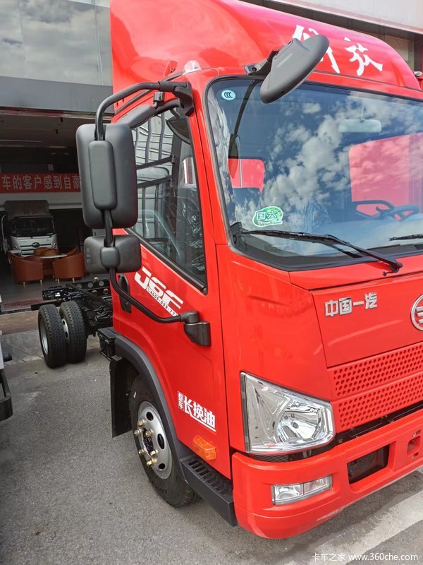 J6F新款车型,170马力,法士特8档变速箱,新规下的王者车型