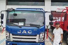 恭喜恭喜吴老板喜提江淮威铃K6一台 喜提威铃K6载货车