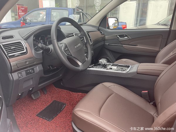 厦门江西五十铃铃拓皮卡限时促销中 优惠0.5万