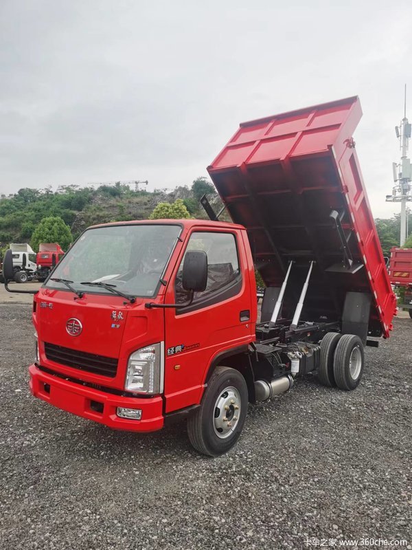 最后几台绝版蓝牌自卸车，八月购车钜惠5000元再送五年免费保养！