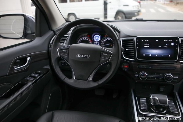 厦门江西五十铃铃拓皮卡限时促销中 优惠0.5万