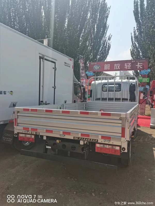 卡车最牛车型!解放轻卡领途栏板车 !动力超强!科技满满