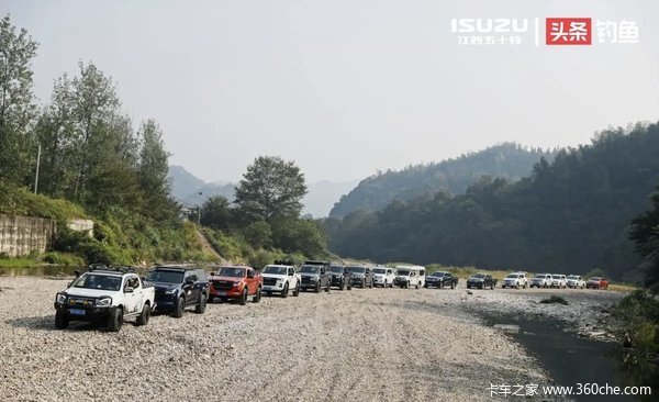 ���Ž�����ʮ��D-MAXƤ����ʱ������ �Ż�0.3��