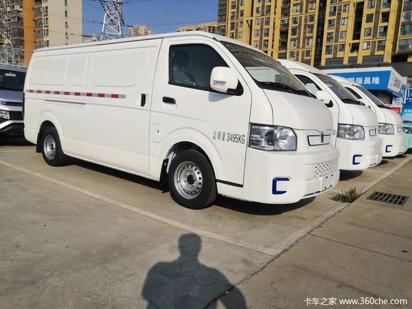 远程E6货源充足,欢迎来武汉经济技术开发区海天汽配城吉利远程仁和