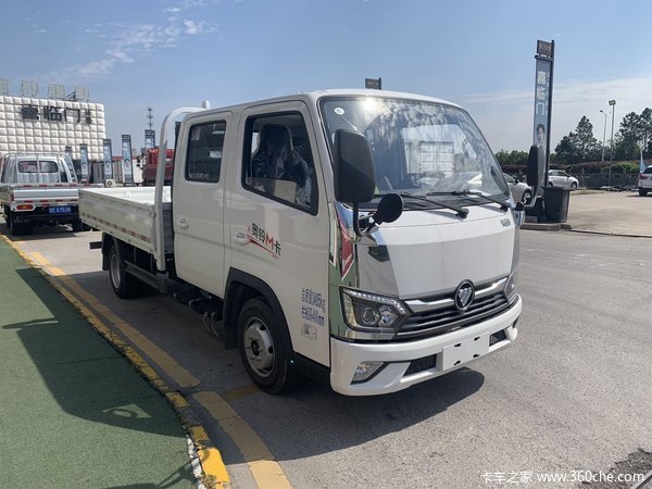 奥铃M卡双排到店，136马力，汽油发动机带涡轮增压