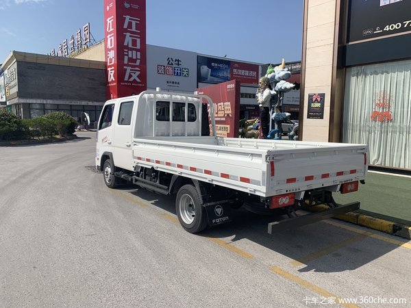 奥铃M卡双排到店，136马力，汽油发动机带涡轮增压