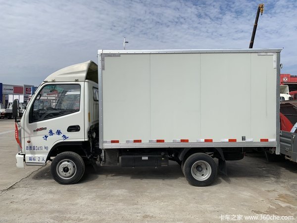 恭喜余老板 喜提小霸王W15载货车！