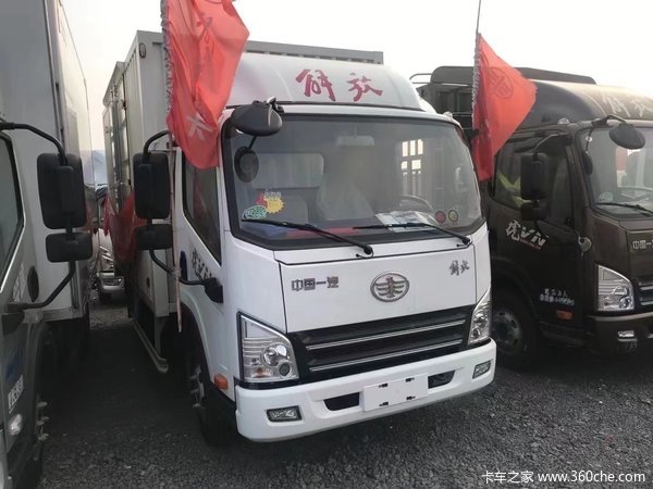 受到疫情促销。 一汽解放虎VN中体驾驶室国六 锡柴130马力,五