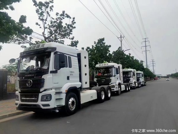 优惠5万 西安市德龙M3000S牵引车火热促销中