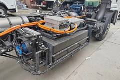 陕汽轻卡新能源混动体验车烟台已经到店