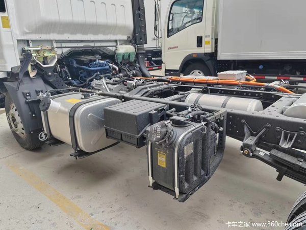 陕汽轻卡新能源混动体验车烟台已经到店