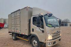 一汽解放领途康明斯160马力新车到店。