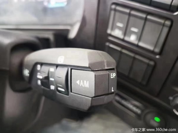 德龙X6000牵引车限时促销中 优惠4万