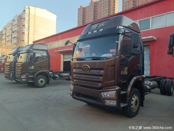 解放J6G载货车哈尔滨市火热促销中 让利高达1万
