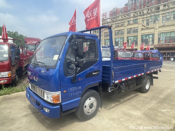 骏铃E5载货车阜阳市火热促销中 让利高达0.2万