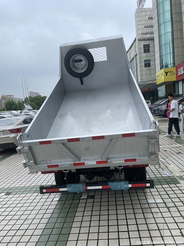 小宝马自卸车上饶市火热促销中 让利高达0.6万