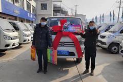 老客户再次购车交车，我们的品质是他们再次选择的根本