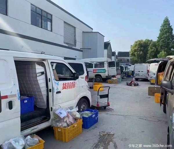 日用百货行业首选 苏州市御风EM26电动封闭厢货直降1万