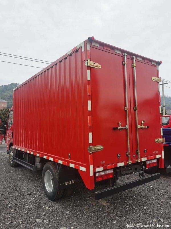 亏15000处理一台一汽解放4.2m集装箱