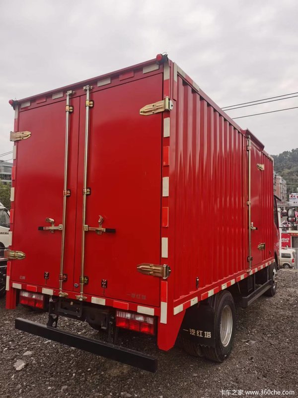 亏15000处理一台一汽解放4.2m集装箱