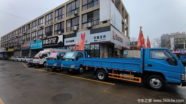 优惠0.8万 无锡市顺威小卡载货车火热促销中