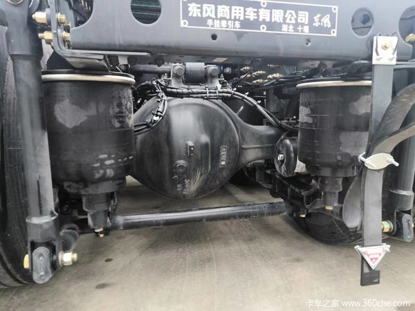 东风旗舰危险品牵引车优惠促销！详情到店咨询。