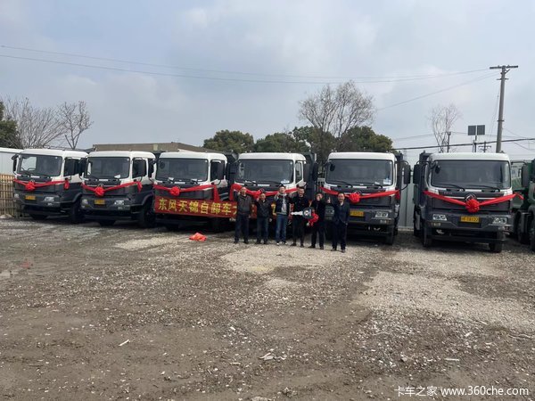 恭喜上海XXX工程公司 喜提东风天锦自卸车