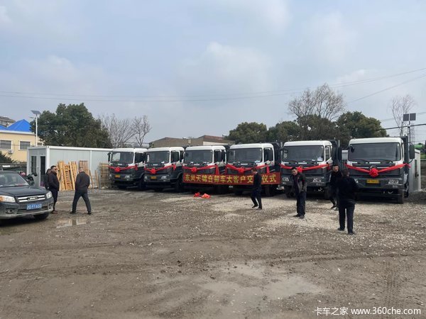 恭喜上海XXX工程公司 喜提东风天锦自卸车