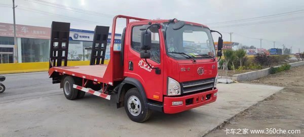 一汽解放平板运输车,140马力,法士特8档,4210*2300