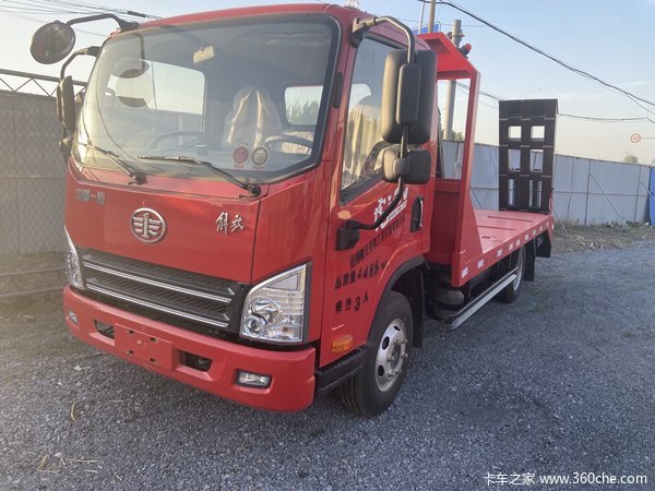 一汽解放平板运输车,140马力,法士特8档,4210*2300