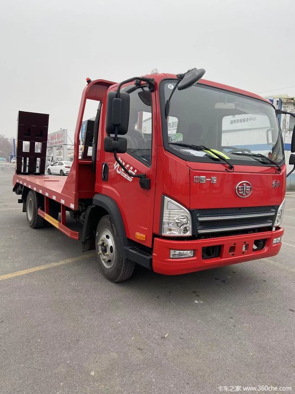 一汽解放平板运输车,140马力,法士特8档,4210*2300