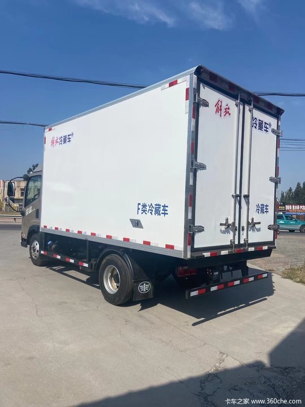 一汽解放高端轻卡冷藏车,康明斯160马力,法士特8档!