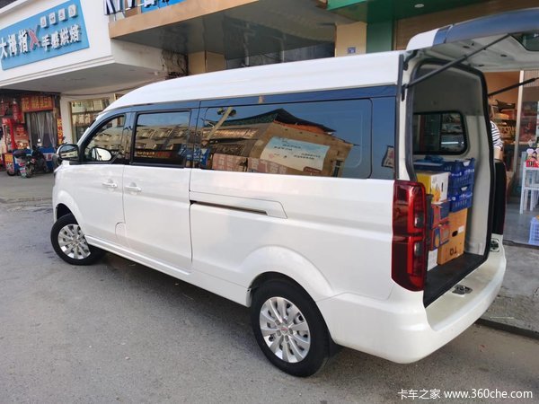金海狮中VAN(大面包)岳阳市火热促销中 让利高达0.5万