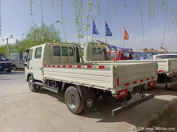 新车到店 阿克苏地区骁运S PLUS载货车仅需10.37万元