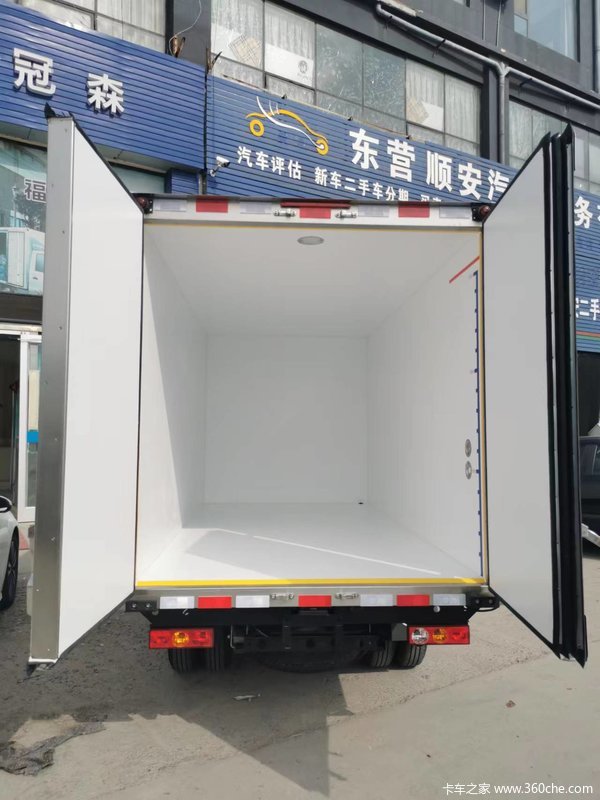 东营冠森3台冷藏交车，与东营双河食品已联手合作22台车