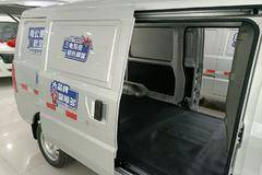 五菱新能源箱式物流运输车，超长续航。