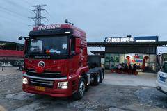 轻量化6X4拖头，带备胎7830kg 国五预挂户