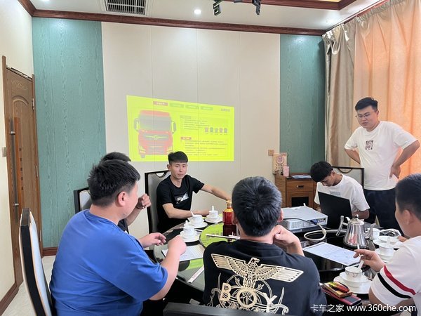 高端高效，王者引领，东风天龙旗舰产品推介会