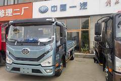 新车到店，虎6G宽体，康明斯160马力，法士特8档变速箱。直通梁