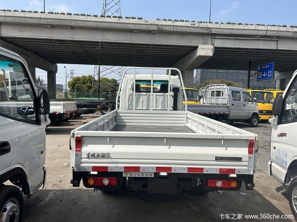 小霸王W15载货车限时促销中 优惠0.2万