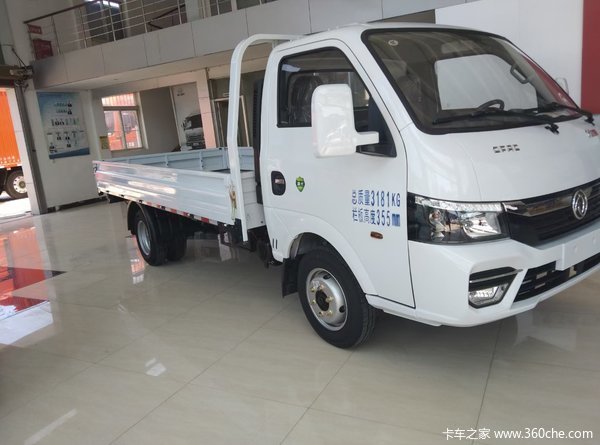 微卡中的佼佼者，动力150，货箱4米*2米，只有东风途逸T6