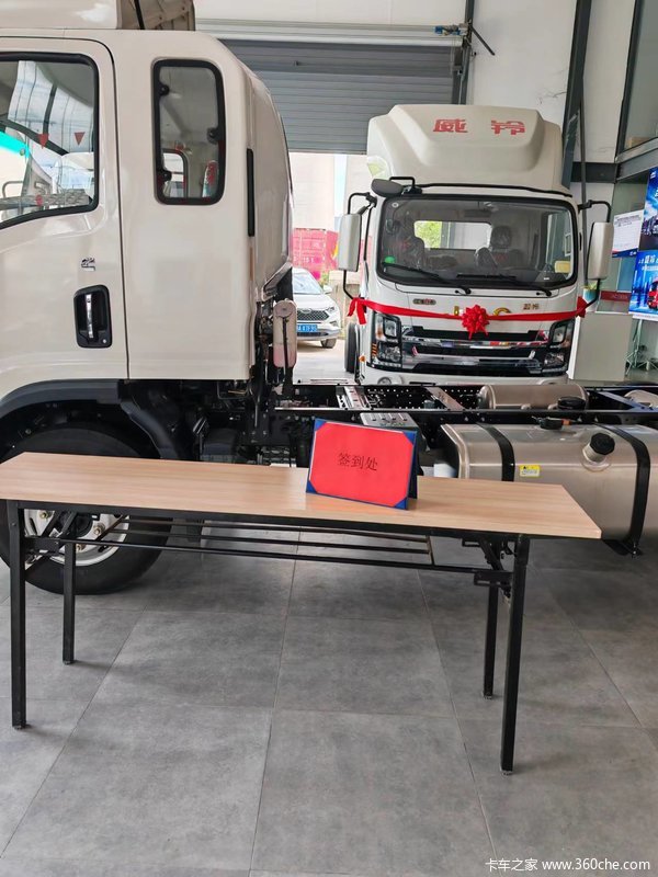 江淮威铃威品会-福州创亨通店顺利举办