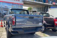 江铃大道；皮卡车的领导者；家用商用给你不二的选择；欢迎前来试乘试