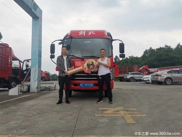 恭喜李总喜提解放轻卡，挣钱机器，车轮滚滚