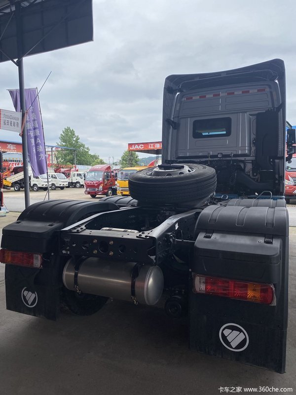 达州新天和欧曼GTL至尊版牵引车580马力直降3000元