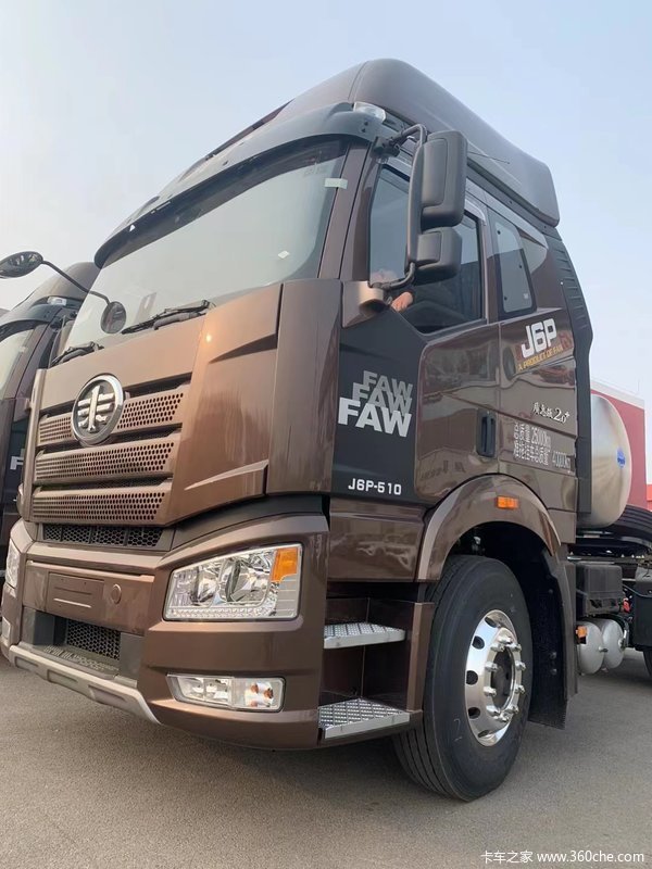 解放J6P牵引车鞍山市火热促销中 让利高达1万