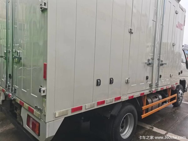 顺威宽体载货车亳州市火热促销中 让利高达1万