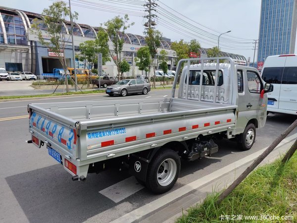 恭喜朱老板 喜提福田祥菱M1排半平板