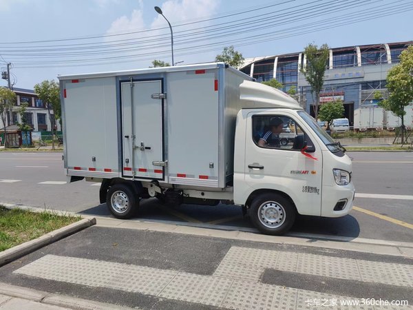 ��������M1С���8���������������ؼ�4.8�򣬷���3����Ϣ